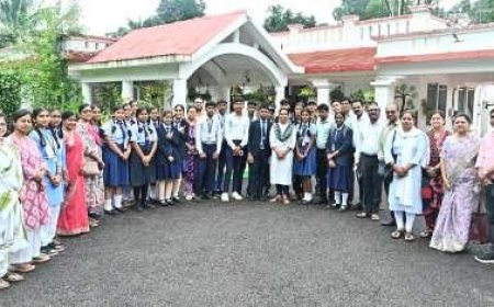 सपने ऐसे हों, जो रात को सोने ना दे : कलेक्टर