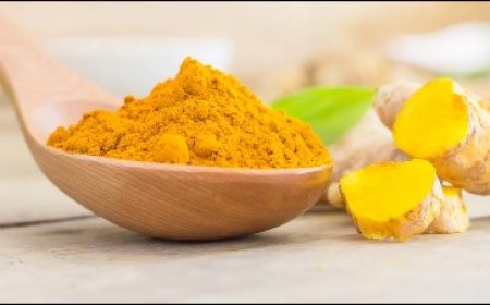 सुबह खाली पेट करें हल्दी का सेवन...सेहत को मिलेंगे अनगिनत फायदे