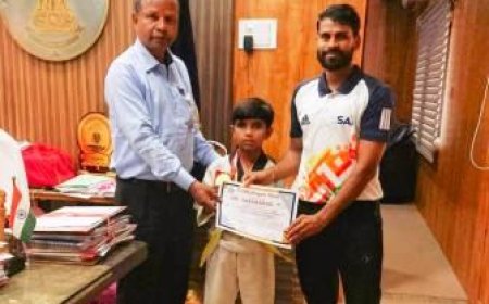 आयुष ने पुमसे में स्वर्ण और ताइक्वांडो में कांस्य पदक जीतकर बढ़ाया जिले का मान