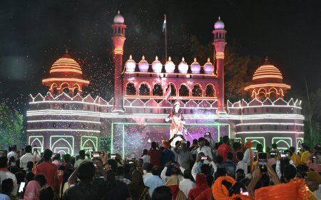 वीर सपूतों के बलिदान से मिली है आजादी