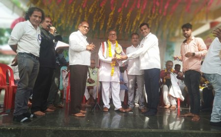 माता कौशल्या धाम में वरिष्ठ साहित्यकार सुशील भोले को सामाजिक समरसता सम्मान