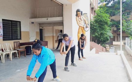 खेल दिवस पर गुरुकुल महिला महाविद्यालय में एरोबिक एवं सेल्फ डिफेंस