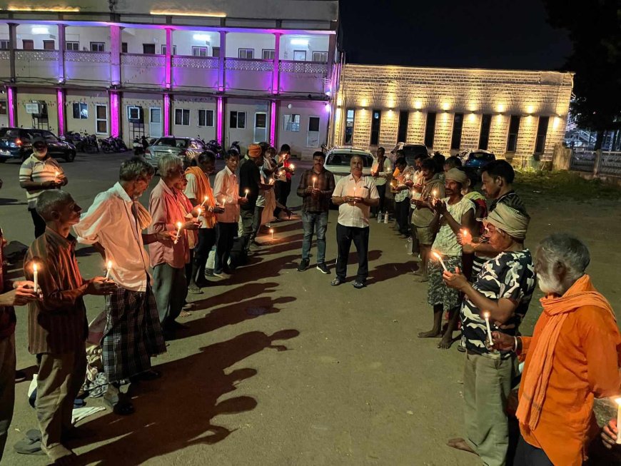 केंडल मौन जुलूस निकालकर महिला डॉक्टर को श्रद्धांजलि दी, आरोपियों को फांसी देने की मांग- जन समर्पण सेवा सँस्था