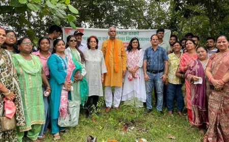 पेड़ लगाओ, अंक पाओ: पत्रकारिता विवि में छात्रों के लिए नया अभियान