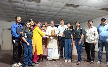 गुरुकुल  महाविद्यालय के प्रेक्षागृह में  सेक्टर स्तरीय शतरंज (महिला/पुरुष) प्रतियोगिता