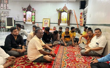 शारदीय नवरात्र पर्व पर दुर्गा मंदिर में सजेगा माता का द्वार, समित्ति की बैठक में लिया गया निर्णय