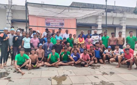 गुरुकुल महिला महाविद्यालय द्वारा  तैराकी प्रतियोगिता