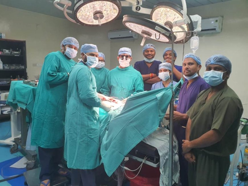 मेकाहारा में दुर्लभ मेडिस्टाइनल ट्यूमर की सफल सर्जरी, डॉ. साहू एंड टीम ने रचा इतिहास