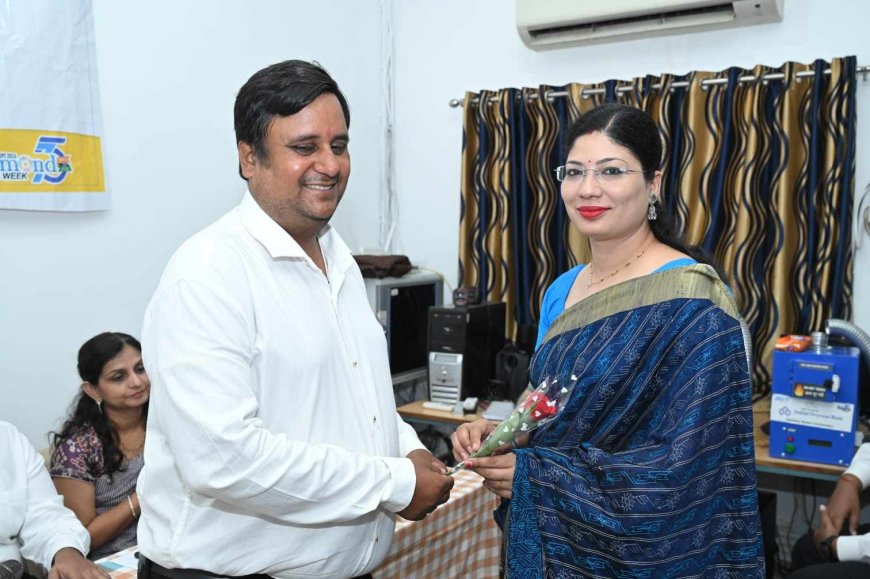 गुरुकुल महिला महाविद्यालय में 'डिस्पोज विथ दिग्निटी' कार्यक्रम