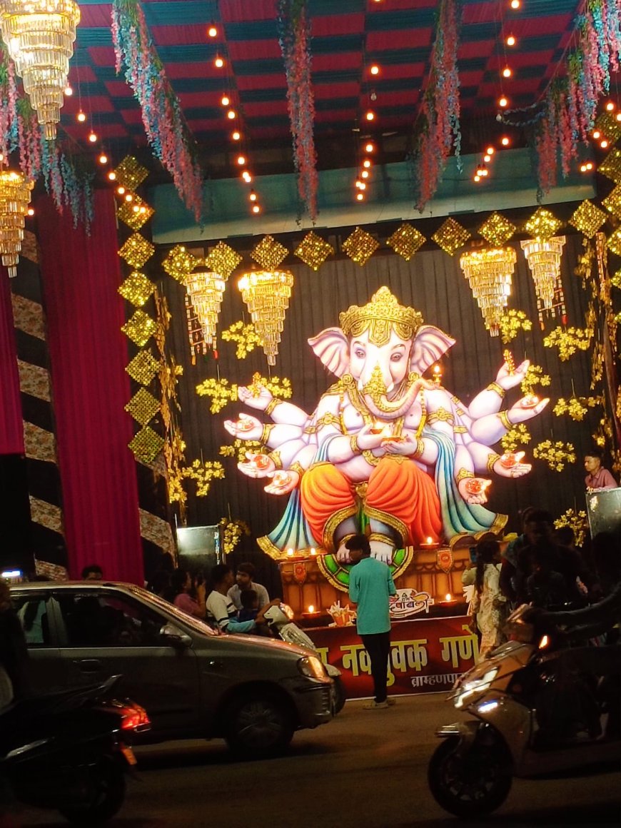 राजधानी रायपुर में गणेशोत्सव की धूम, देखे तस्वीरें...