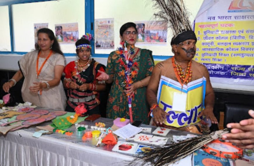 छत्तीसगढ़ी परिधान में प्रतिभागी बने आकर्षण का केन्द्र