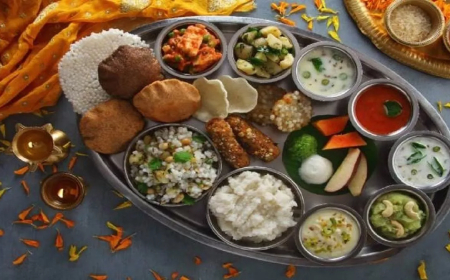 अब ट्रेनों में मिलेगी नवरात्रि स्पेशल व्रत थाली, 150 स्टेशनों पर होगी यह सुविधा