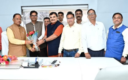 छत्तीसगढ़ कर्मचारी-अधिकारी संयुक्त मोर्चा ने डीए की घोषणा करने पर मुख्यमंत्री को दिया धन्यवाद