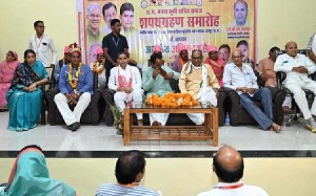 कुर्मी समाज सशक्त और संगठित समाज: मंत्री टंकराम वर्मा, छत्तीसगढ मनवा कुर्मी क्षत्रिय समाज के निर्वाचित प्रतिनिधियों के शपथ समारोह में शामिल हुए राजस्व मंत्री