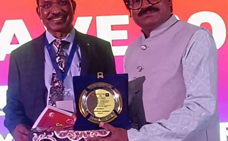 लोक कला में सतत साधना के लिए डॉ. पुरुषोत्तम चंद्राकर को मिला लाइफ टाइम अचीवमेंट अवार्ड