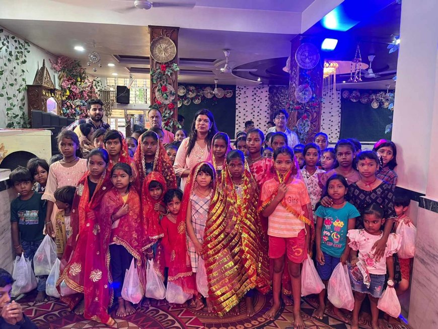 सत्तीचौरा दुर्गा मंदिर में पूरे नौ दिन कन्यामाताओं का पूजन कर कन्या भोज कराया जाता है