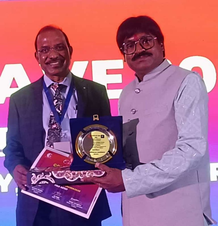 लोक कला में सतत साधना के लिए डॉ. पुरुषोत्तम चंद्राकर को मिला लाइफ टाइम अचीवमेंट अवार्ड