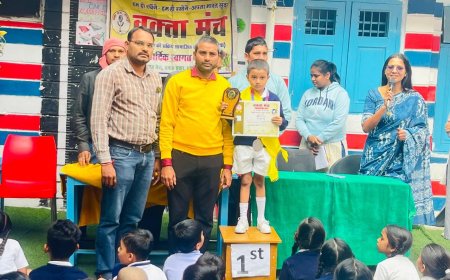 वक्ता मंच की टीम राजधानी के डगनिया स्थित सावित्री बाई फुले विद्यालय पहुंची