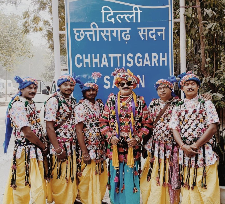 दिल्ली राजभवन में लोकरंजनी लोककला मंच की शानदार सांस्कृतिक प्रस्तुति