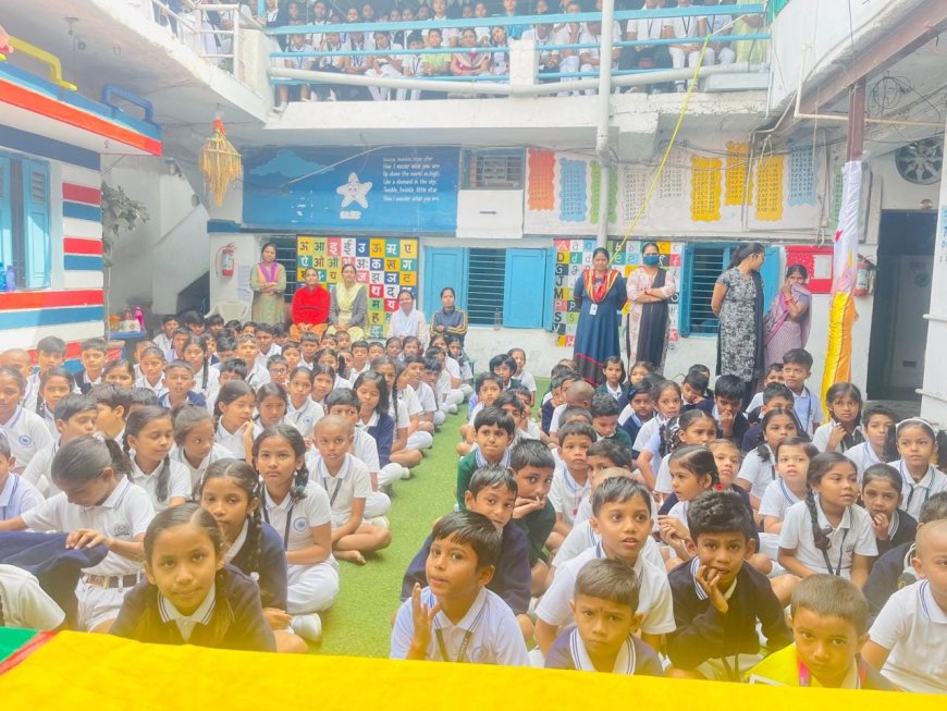 वक्ता मंच की टीम राजधानी के डगनिया स्थित सावित्री बाई फुले विद्यालय पहुंची