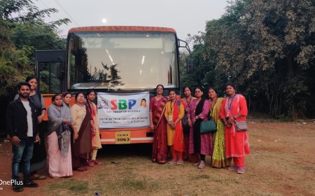 सवित्री बाई फुले एजुकेशनल एकेडमी सरोना के छात्रों ने पुरखौती मुक्तांगन और एनर्जी पार्क में शैक्षणिक और मनोरंजक पिकनिक का आनंद लिया