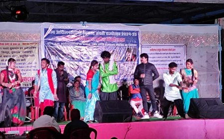 राज्य आंदोलनकारियों का तुमगांव में मना राज्योत्सव स्थानीय कलाकारों का जगह-जगह प्रदर्शन,आतिशबाजी के साथ छत्तीसगढ़ी फिल्म स्टार सुनील तिवारी नाइट संपन्न,21वीं सदी किसान सत्याग्रह बुक का हुआ विमोचन-नंदकुमार साहू