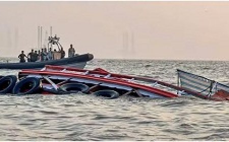 नौसेना के पोत ने खोया नियंत्रण और 'नीलकमल' से टकराया, 13 मौत