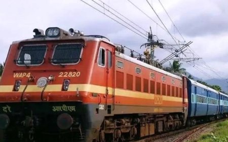 रेलवे ने फिर बढ़ाई यात्रियों की परेशानी, 21 लोकल ट्रेनें रद