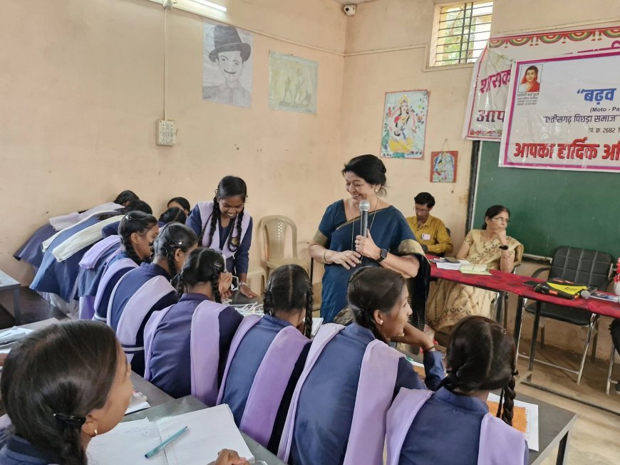 " बढ़व संगवारी " की ओर से शासकीय उच्चतर माध्यमिक विद्यालय देवरी में निःशुल्क करियर काउंसलिंग