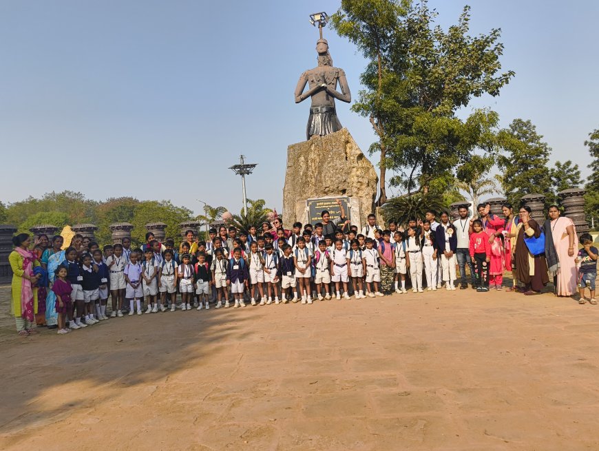 सवित्री बाई फुले एजुकेशनल एकेडमी सरोना के छात्रों ने पुरखौती मुक्तांगन और एनर्जी पार्क में शैक्षणिक और मनोरंजक पिकनिक का आनंद लिया