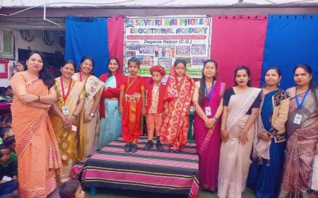 सावित्रीबाई फुले एजुकेशनल एकेडमी में देश की प्रथम महिला शिक्षिका सावित्रीबाई फुले जी का जन्म दिवस मनाया गया
