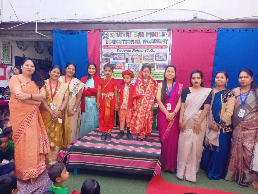 सावित्रीबाई फुले एजुकेशनल एकेडमी में देश की प्रथम महिला शिक्षिका सावित्रीबाई फुले जी का जन्म दिवस मनाया गया