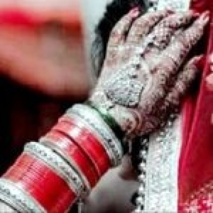 सगाई के बाद और शादी से पहले दूल्हे ने मांगी दुल्हन से वो चीज, बिफरी दुल्हन और...
