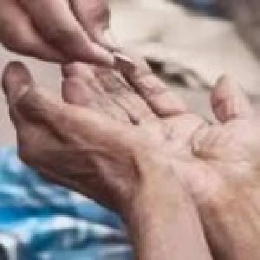 भिखारी को भीख देने के आरोप में एक  व्यक्ति के खिलाफ एफआईआर