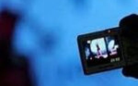 स्कूल टीचर की घिनौनी करतूत… वॉशरूम में महिलाओं का चोरी छिपे बनाता था वीडियो…गिरफ्तार हुआ…तो कई चौंकाने वाली बातें सामने आई…पहले भी कई बार…