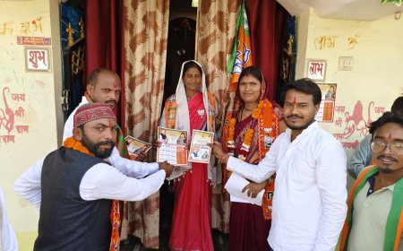 सुनीता (राहुल साहू ) कर रहे हैं डोर टू डोर जनसंपर्क, लोगों के बीच रख रहे हैं अपनी बात