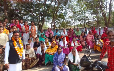 कोपेडीह सरपंच पद प्रत्याशी नोहर साहू (बल्लू )ने नारियल पेड़ छाप में  वोट देकर विजय बनाने का कर रहे हैं अपील