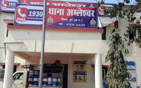 पूर्व सीएम भूपेश बघेल के फॉर्म हाउस में चोरी