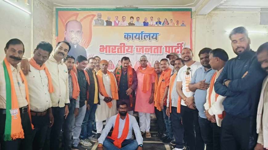 दयानंद के समर्थन में ,साँसद विजय बघेल पहुँचे - बोले भाजपा बडीं अंतर से जीत रही अमलेशवर