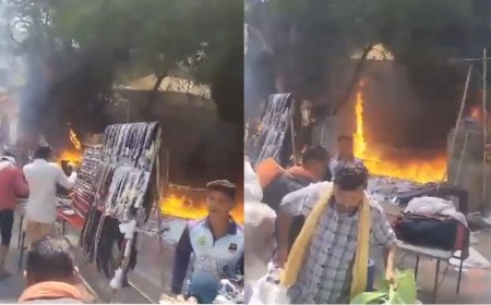 नगर निगम की पुरानी इमारत में लगी आग, मालवीय रोड में अफरातफरी