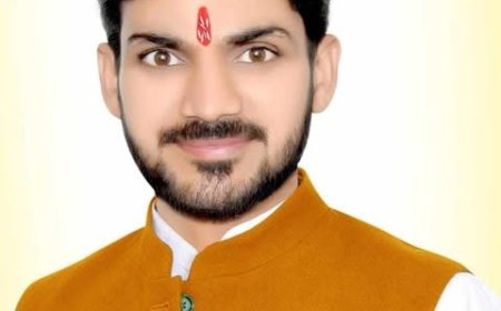 प्रहलाद नगरी जन कल्याण समिति के अध्यक्ष शिवम द्विवेदी की मांग पर हो रहा है कायाकल्प  , प्रहलाद कुंड के कायाकल्प का डीएम ने दिया निर्देश