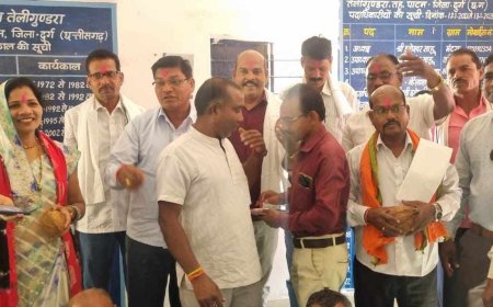 तहसील स्तरीय आदर्श विवाह एवँ कर्मा जयंती की तैयारी हेतु ,परिक्षेत्रीय साहू संघ तेलीगुंडरा की बैठक आहूत किये गये