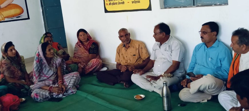 सामुहिक आदर्श विवाह की तैयारियों को लेकर ग्राम महुदा में साहु समाज का बैठक सम्पन्न