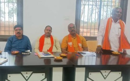 6 अप्रैल को भारतीय जनता पार्टी के स्थापना दिवस एवं 14अप्रैल को अम्बेडकर जयंती के आयोजन को लेकर दरबार मोख़ली मंडल की बैठक