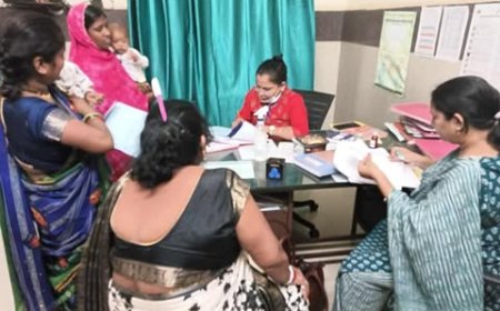 पोषण पखवाड़ा के अंतर्गत महुदा सेक्टर के झीठ हॉस्पिटल में 33 बच्चों का हुआ स्वास्थ्य परीक्षण