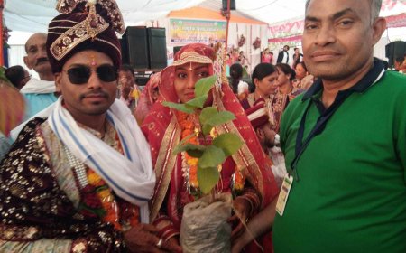 सामूहिक आदर्श विवाह  कराने  के साथ ही साथ पर्यावरण संरक्षण का भी विशेष  संदेश दे रहा है तहसील साहू संघ पाटन 24 नवदंपतियो सहित 500 लोगो को भेंट किये बादाम व जामुन के पौधे