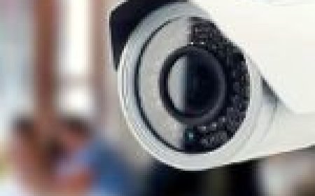 ये कैसा शिक्षक?... वॉशरूम में लगाया कैमरा, लड़कियों पर रखता था नजर