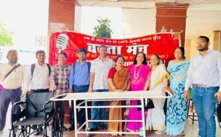 वक्ता मंच द्वारा मेकाहारा को मेडिकल सामग्री दान की गई