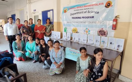 गुरुकुल महिला महाविद्यालय  में ग्रीन रसायन के अंतर्गत बनाए गए विभिन्न डेली प्रोडक्ट की प्रदर्शनी