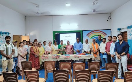 सेजेश अमलेशवर  में वार्षिक परीक्षा का परिणाम वरिष्ठ एसएमडीसी सदस्यों की उपस्थिति में घोषित किया गया,शत प्रतिशत   बच्चे हुये उतीर्ण